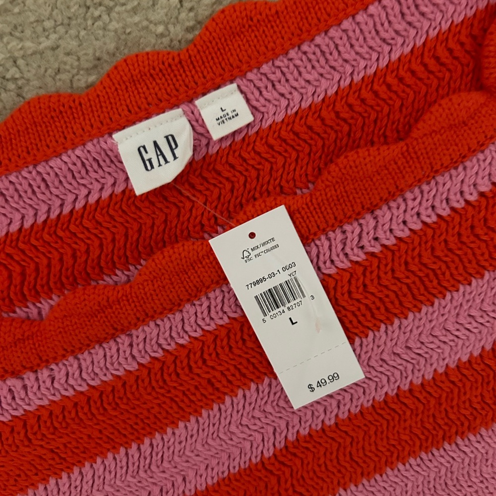 GAP Vibrant Pink and Red Sweater Tank - Picture 2 of 2